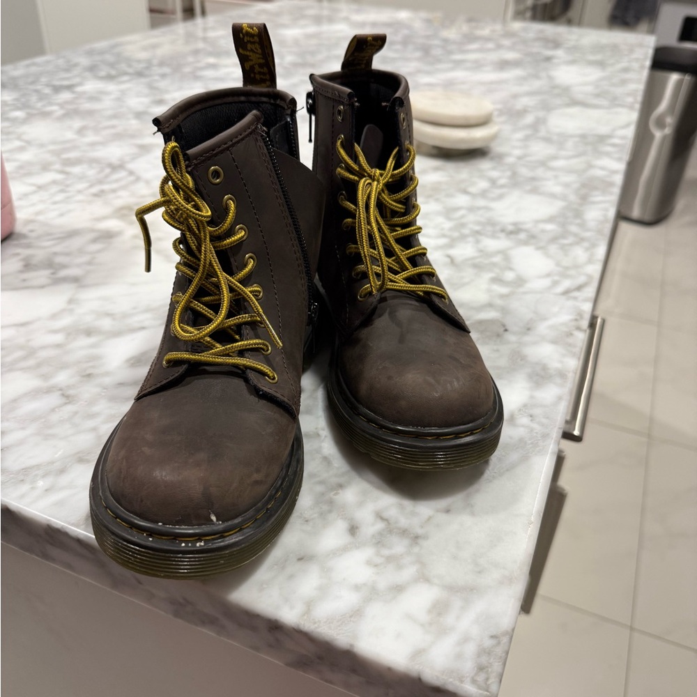Brown doc marten  Leather Boots with Yellow Laces